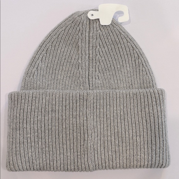 MICHAEL Michael Kors Gray and Silver Fine Rib Cuff Beanie - Picture 3 of 3